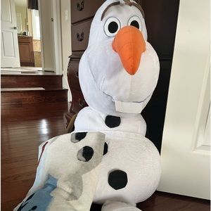 4ft tall stuff animal.